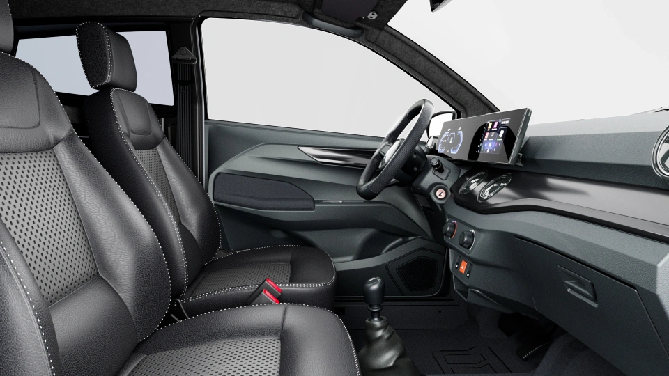 AIXAM Mopedbil Coup&eacute; Interieur SPORT Thermique V1 - parement Noir laque.jpg