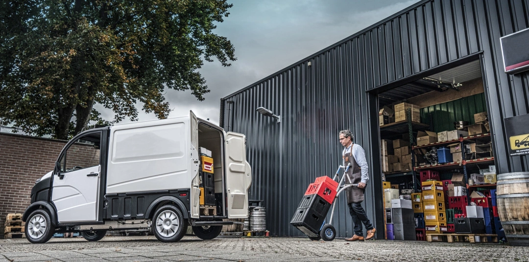AIXAM Mopedbil eTruck E-truck fourgon.jpg